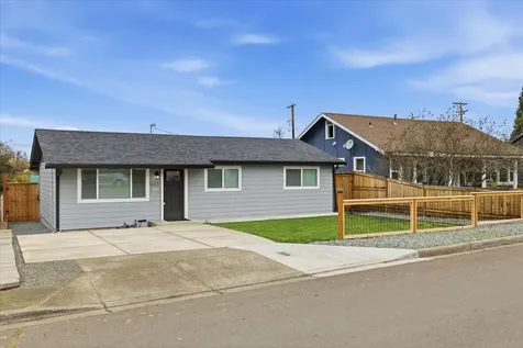533 Pearl Street Medford OR 97504