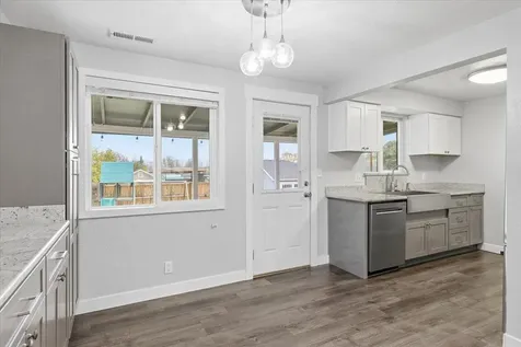 533 Pearl Street Medford OR 97504