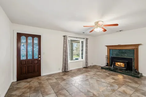 1924 Myers Lane Medford OR 97501