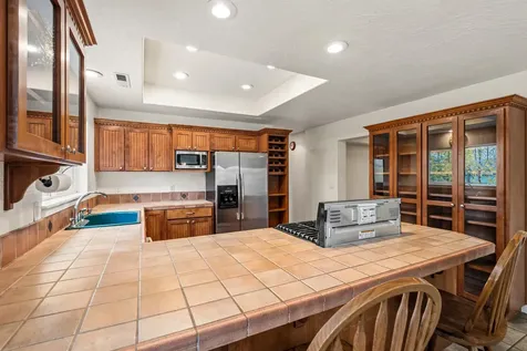1924 Myers Lane Medford OR 97501