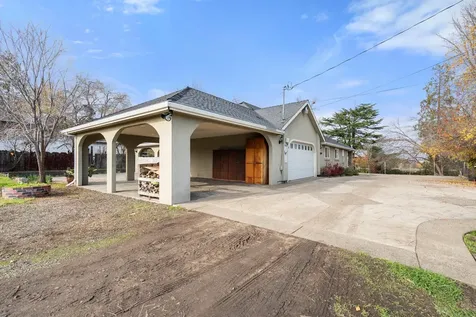 1924 Myers Lane Medford OR 97501