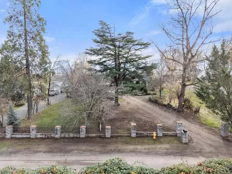 1924 Myers Lane Medford OR 97501