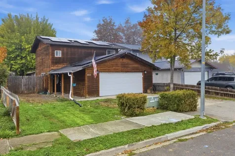 650 Sarah Lane Eagle Point OR 97524