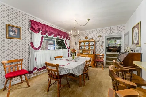 1871 Mccullough Creek Road Glendale OR 97442