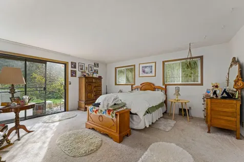 1871 Mccullough Creek Road Glendale OR 97442