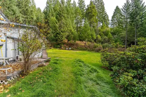 1871 Mccullough Creek Road Glendale OR 97442