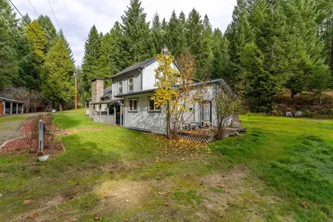 1871 Mccullough Creek Road Glendale OR 97442