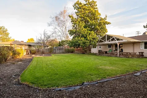 2849 Alameda Street Medford OR 97504