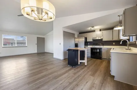2123 SW 33rd Street Redmond OR 97756
