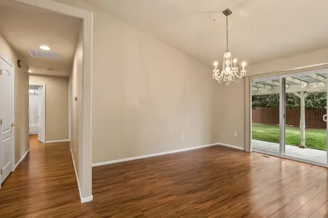 1707 NW 20th Street Redmond OR 97756