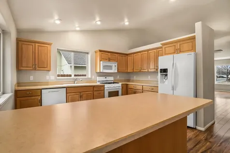 1707 NW 20th Street Redmond OR 97756