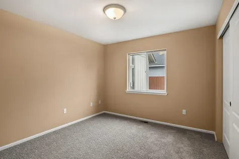 1707 NW 20th Street Redmond OR 97756
