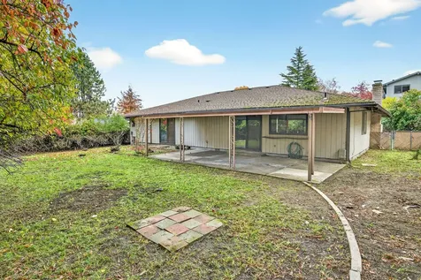451 S Stoneham Circle Medford OR 97504