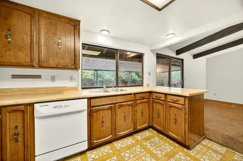 451 S Stoneham Circle Medford OR 97504