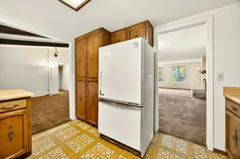 451 S Stoneham Circle Medford OR 97504