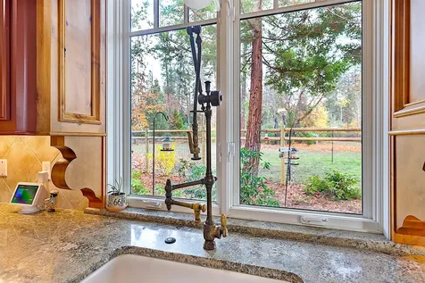 903 Nicklaus Point Lane Grants Pass OR 97526