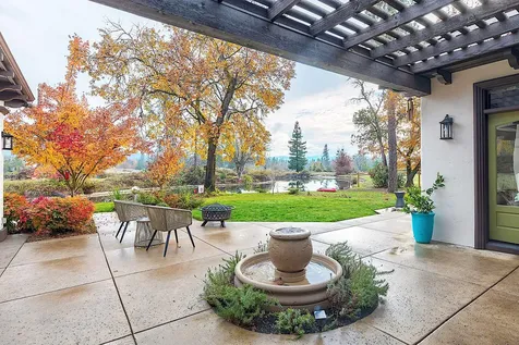 903 Nicklaus Point Lane Grants Pass OR 97526