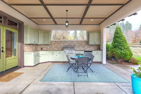 903 Nicklaus Point Lane Grants Pass OR 97526