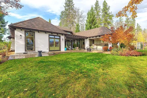 903 Nicklaus Point Lane Grants Pass OR 97526