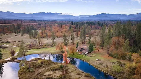 903 Nicklaus Point Lane Grants Pass OR 97526