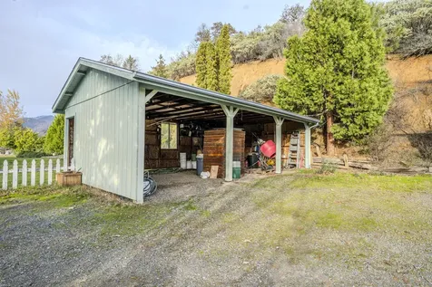 362 Humbug Creek Road Applegate OR 97530