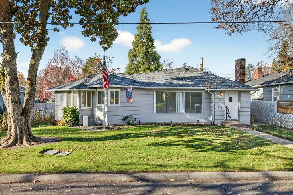 6 S Groveland Avenue Medford OR 97504