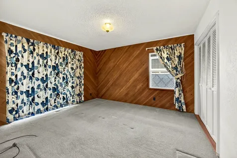 6 S Groveland Avenue Medford OR 97504