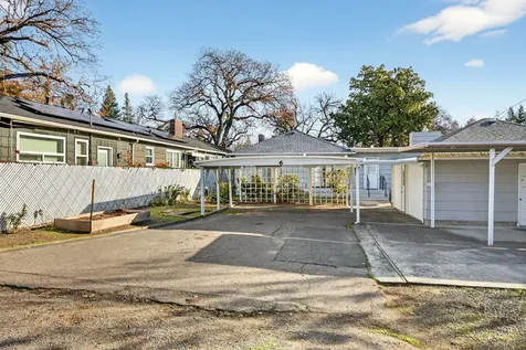 6 S Groveland Avenue Medford OR 97504