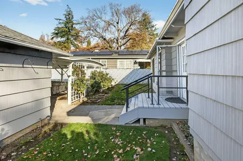 6 S Groveland Avenue Medford OR 97504