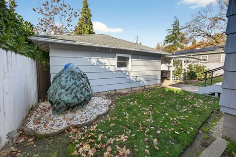 6 S Groveland Avenue Medford OR 97504