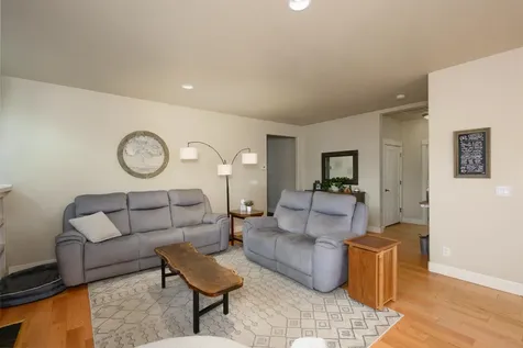 61701 Darla Place Bend OR 97702