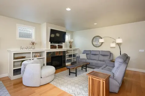 61701 Darla Place Bend OR 97702
