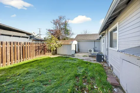 316 Effie Street Medford OR 97504