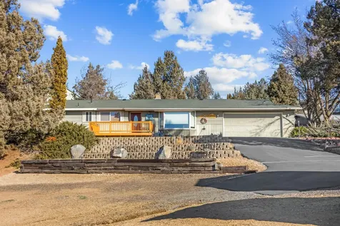 1642 NE Hilltop Lane Madras OR 97741