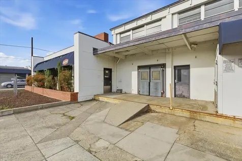 1300 Court Street Medford OR 97501