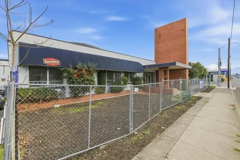 1300 Court Street Medford OR 97501