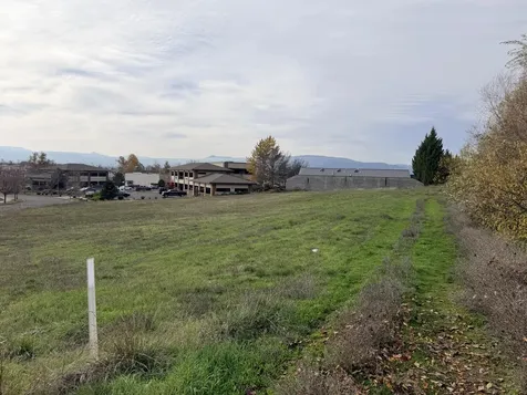 3583 Arrowhead Drive Medford OR 97504