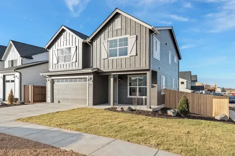 4303 SW Rhyolite Place Redmond OR 97756