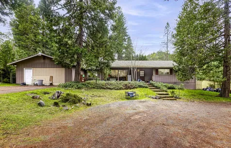 251 Surrey Drive Grants Pass OR 97526