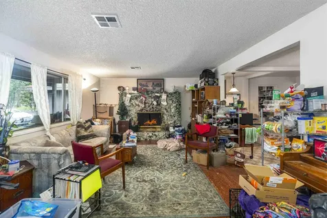 251 Surrey Drive Grants Pass OR 97526