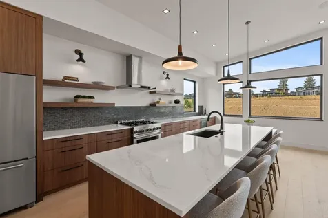 3122 NW Crossing Drive Bend OR 97703