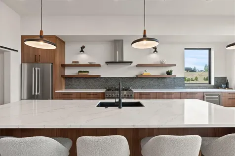 3122 NW Crossing Drive Bend OR 97703