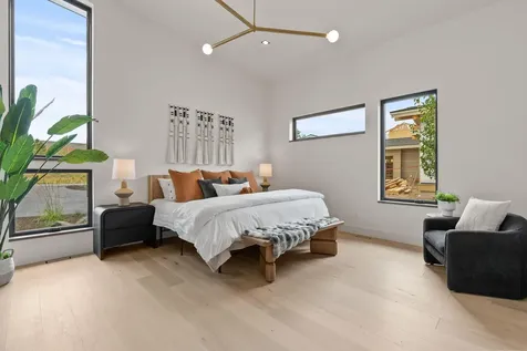 3122 NW Crossing Drive Bend OR 97703