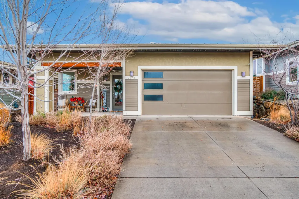 2233 NW Deschutes Place Bend OR 97703