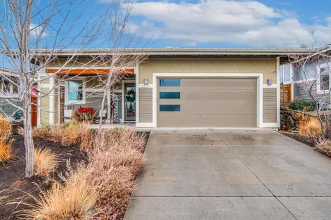 2233 NW Deschutes Place Bend OR 97703
