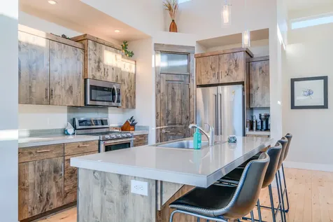 2233 NW Deschutes Place Bend OR 97703