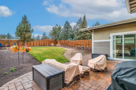2233 NW Deschutes Place Bend OR 97703