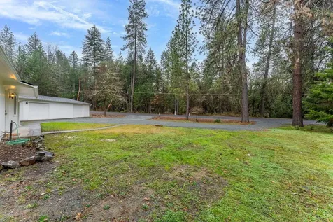 1707 Foots Creek L Fork Road Gold Hill OR 97525