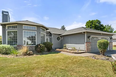 2754 Juanita Avenue Medford OR 97504