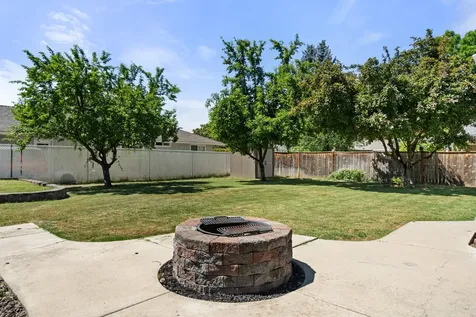2754 Juanita Avenue Medford OR 97504